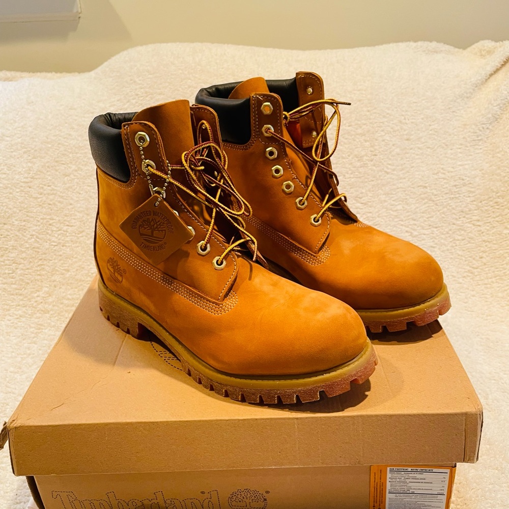 MEN'S TIMBERLAND® PREMIUM 6-INCH WATERPROOF BOOTS Size 9.5